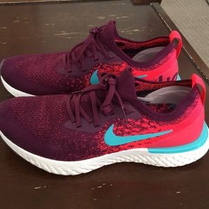 Nike Flyknit Epic React